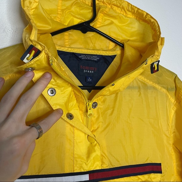 Vintage Tommy jeans jacket - Picture 5 of 10